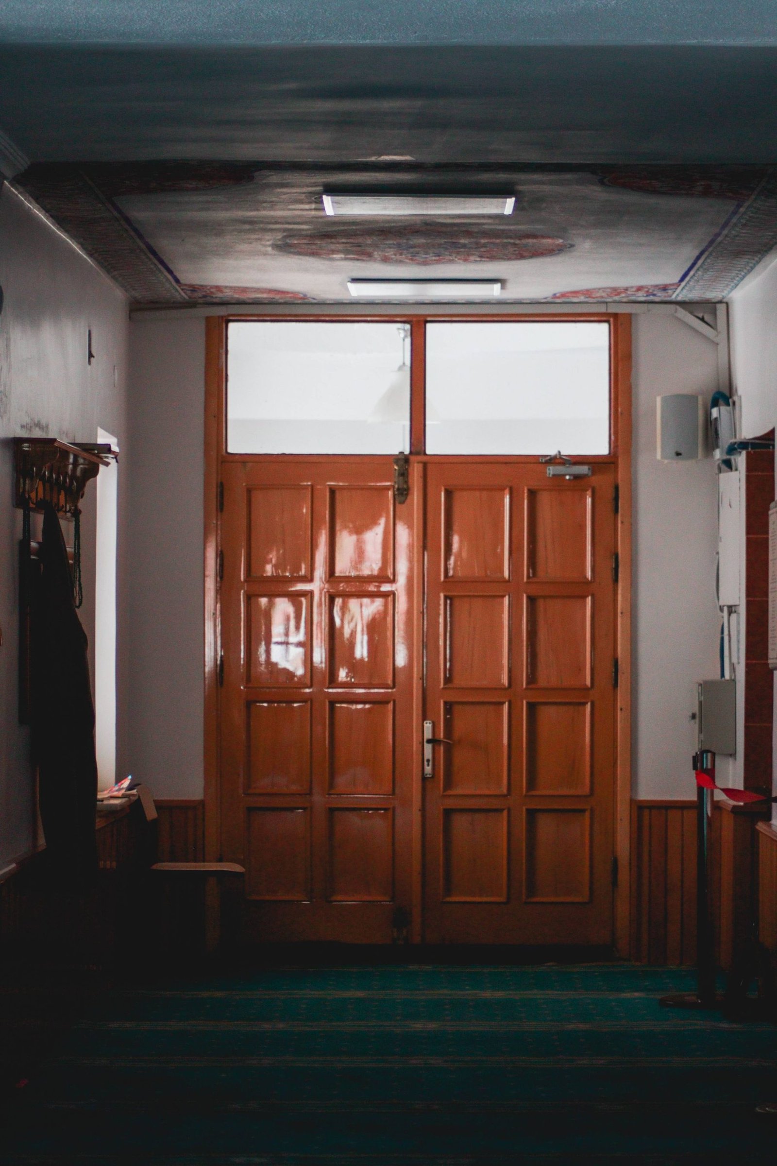What the Color of Your Front Door Says About You & to Potential Buyers