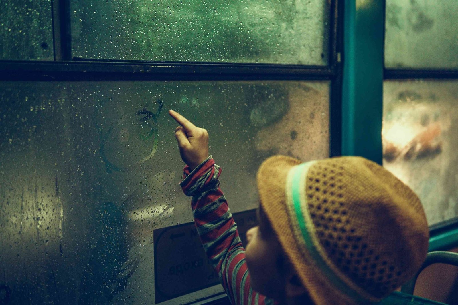 5 Great Things to Do with Your Kids at Home a Rainy Day