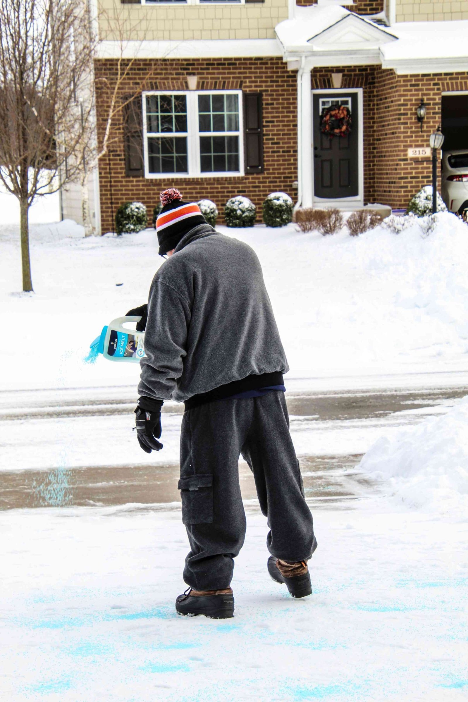 7 Tips for Removing Snow from your Sidewalks and Driveway